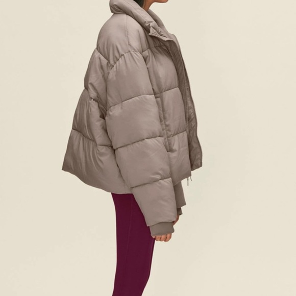 GIRLFRIEND COLLECTIVE SMALL Limestone Puffer - Picture 1 of 4